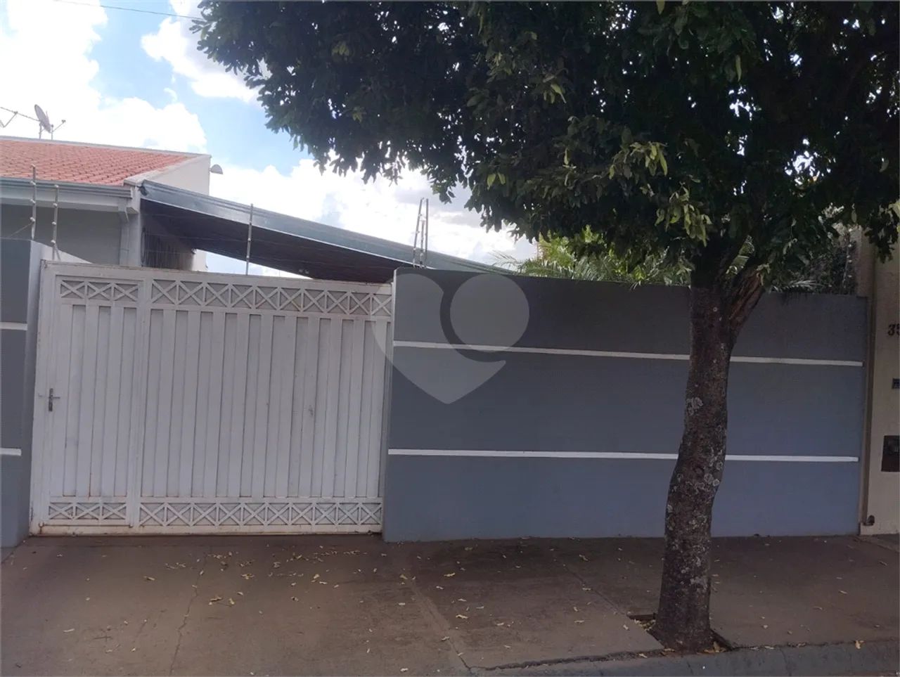 Terreno à venda em Jardim maria luiza - SP