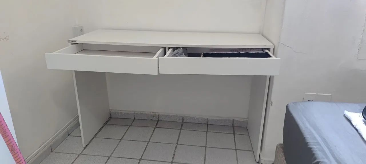 Mesa de escritório com 2 gavetas - Foto 4