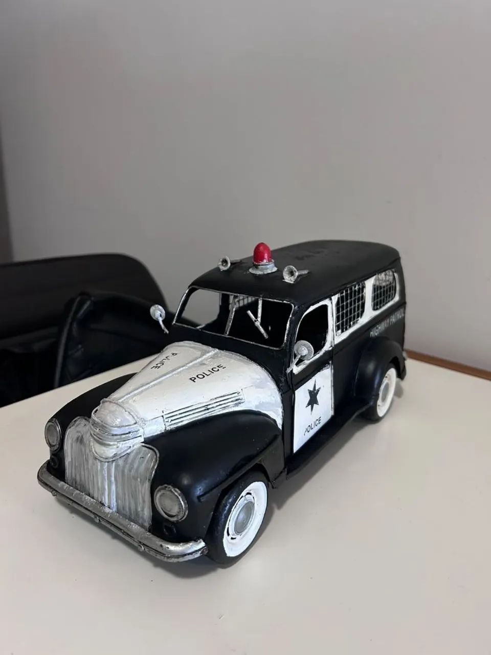 Carro carrinho polícia vintage 