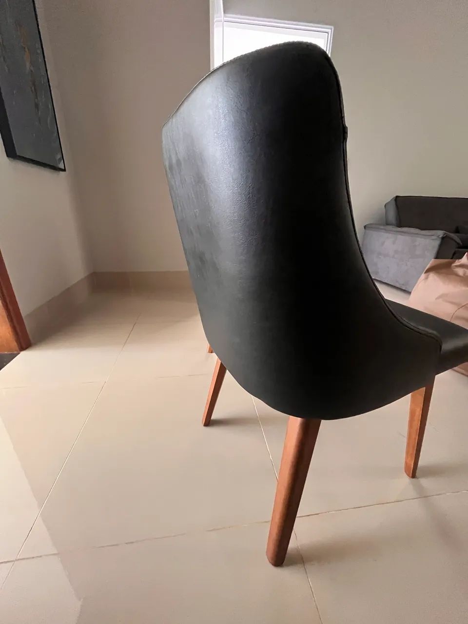 2 Poltronas Pretas  - Foto 3
