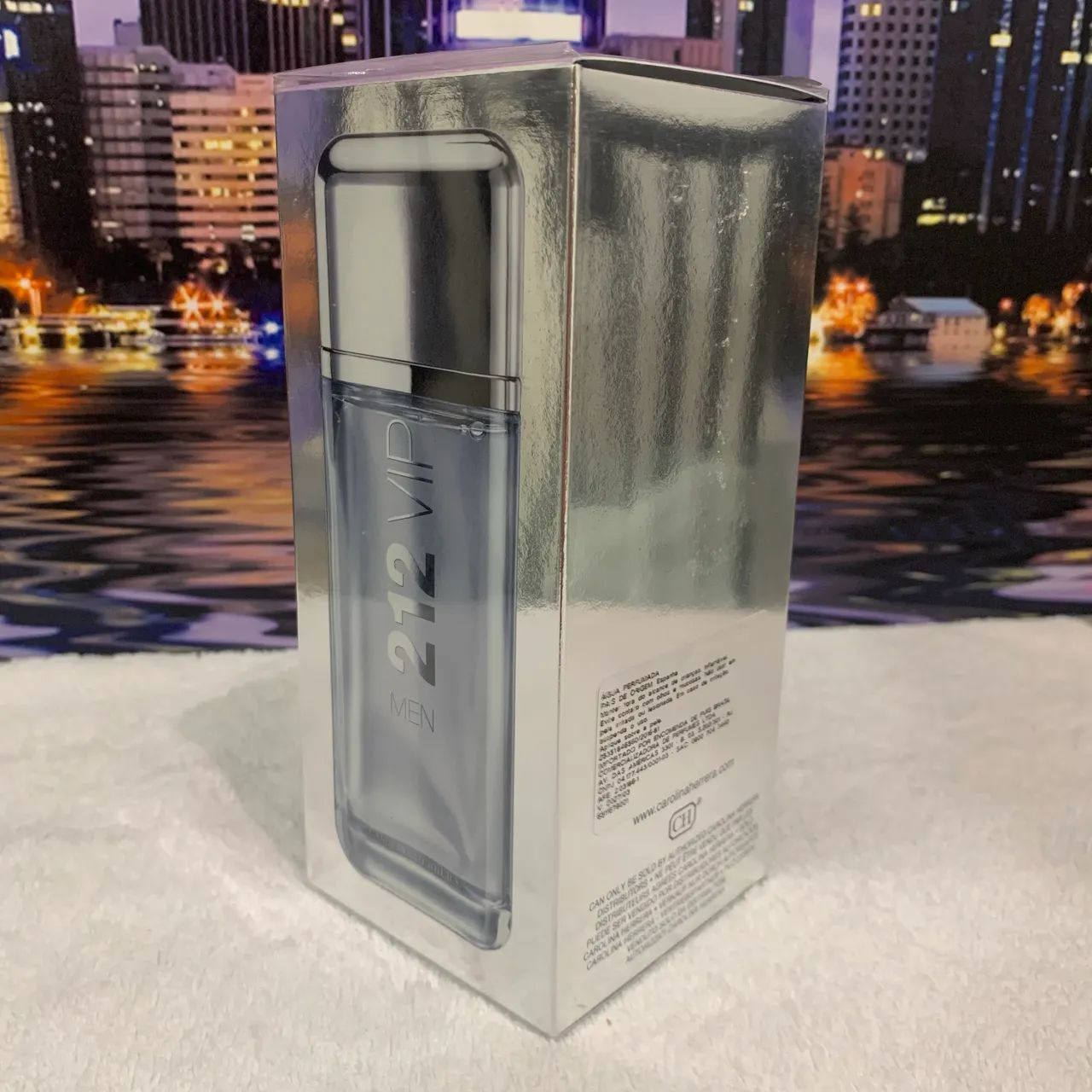 212 VIP Men Eau de Toilette 200ml - Novo e com Selo Adipec - Foto 4