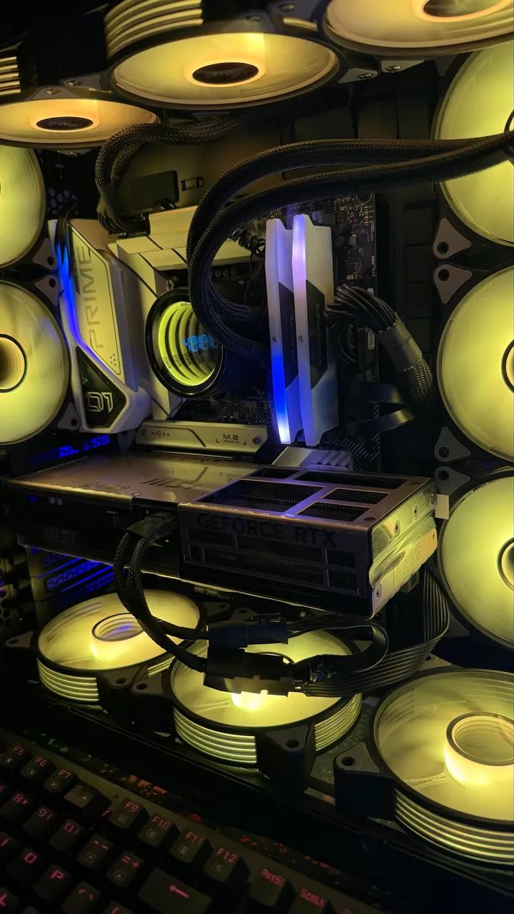 PC GAMER ASUS I9 13900K 32 GB RAM DDR5 - RTX 5070 Ti Shadow 3X MSI 16GB GDDR7- Zero - Foto 3