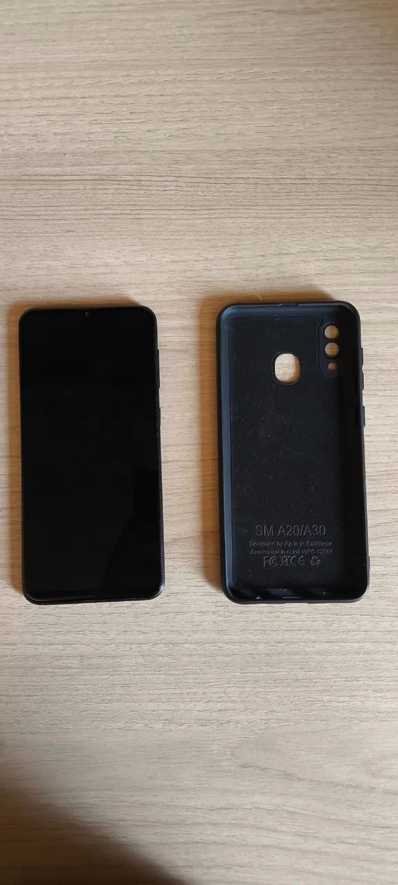 Samsung Galaxy A20 Preto USADO - Foto 3