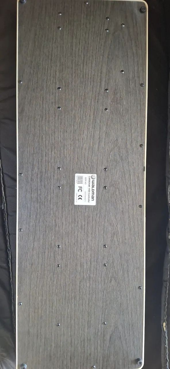 Teclado musical Waldman Carbon 49 MIDI - Foto 2