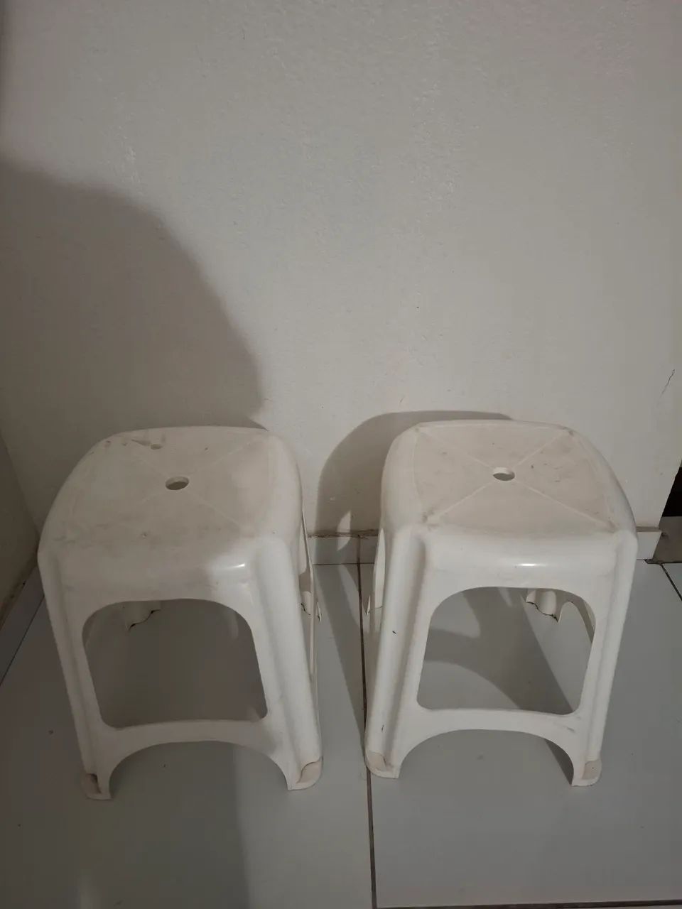 Banco de plástico  - Foto 2