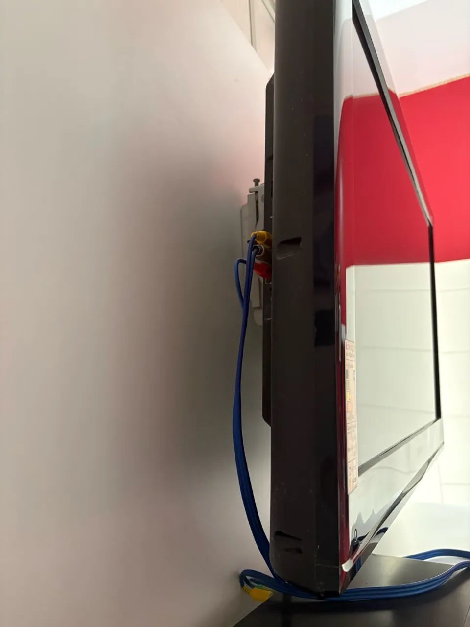 VENDO TV EM PERFEITO ESTADO - Foto 3