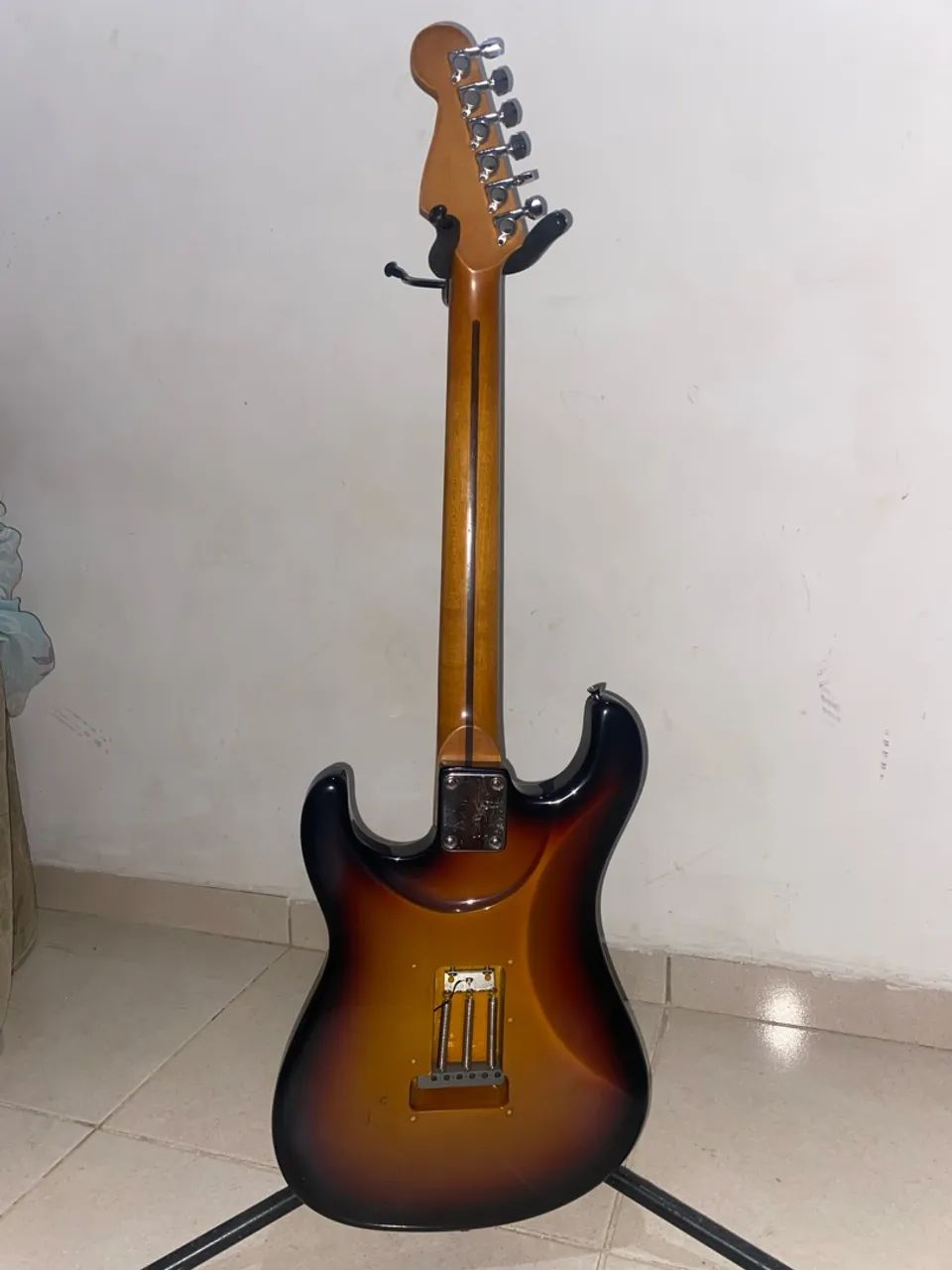 Guitarra Strato  - Foto 2