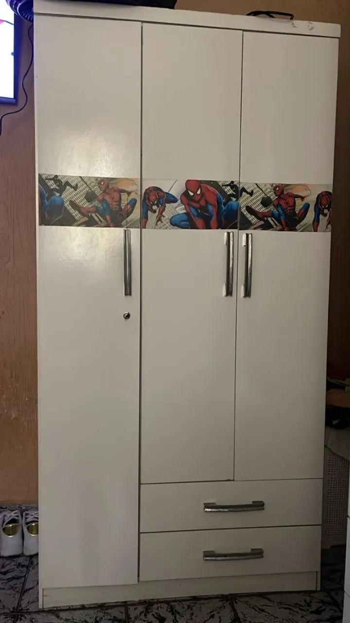 Guarda roupa solteiro 