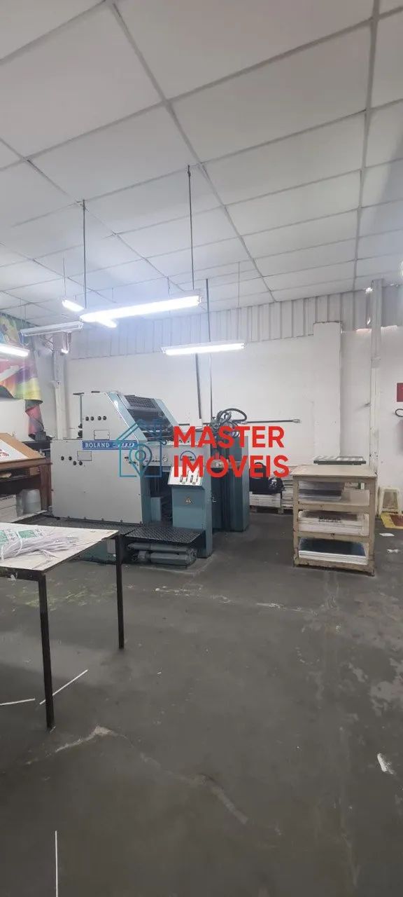 EXCELENTE GALPÃO COM 300 M² - Foto 5