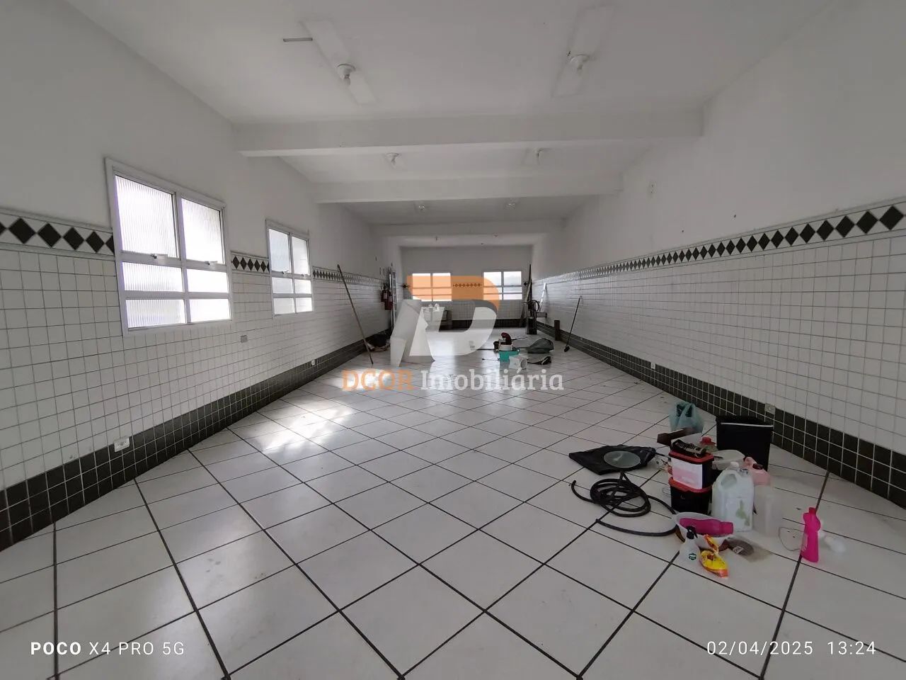 ALUGA-SE SALA COMERCIAL JARDIM INAMAR-SP
