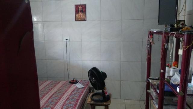 Vende-se um Prédio com 3 Casas - Foto 8