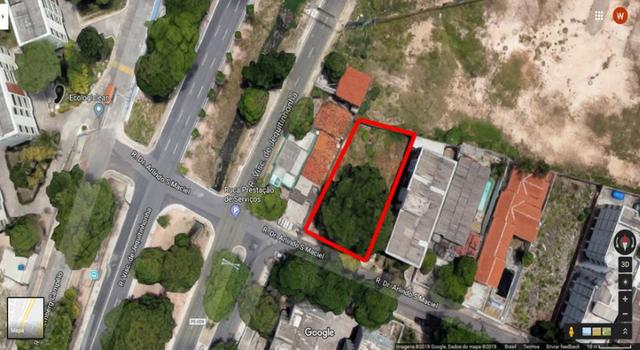 W6 - Terreno em Boa Viagem com 840m² a 100m² do mar, Perfeito para você - Foto 3