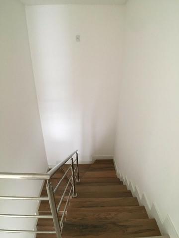 Vendo sobrado centro Balneário Camboriú com 3 suítes - Foto 2