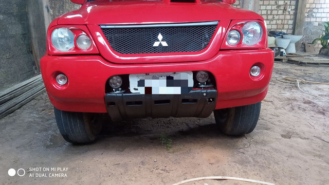 Vende se L200 Sport hpe diesel Automatica - Foto 4