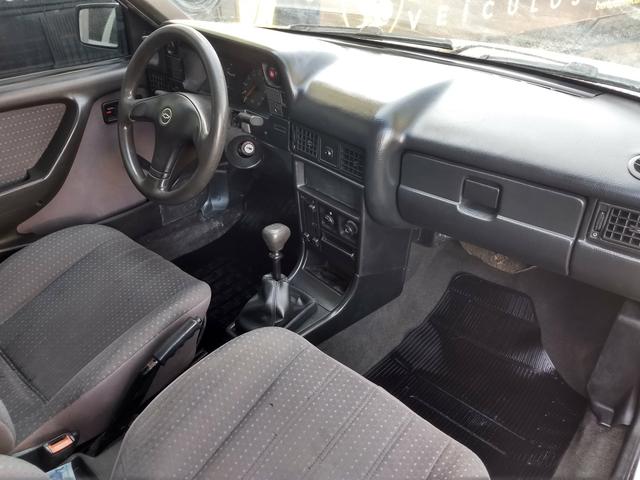 Kadett GL 1.8 ano 1997 - Foto 11