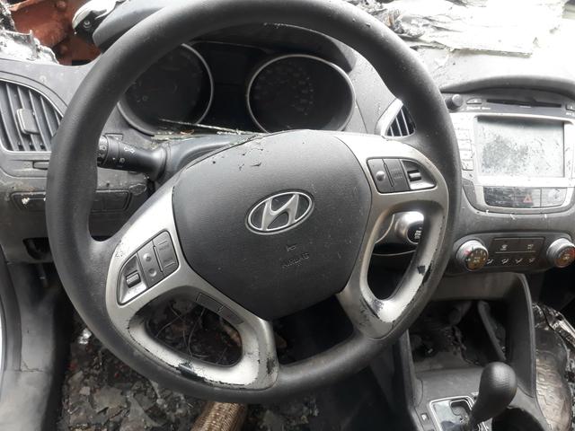 Volante com comandos da Hyundai ix35 2013