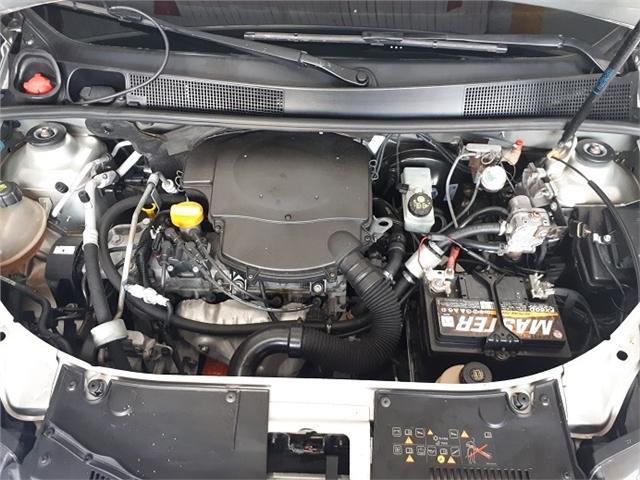 Renault Logan 2017 1.6 Expression 8v flex 4p manual - Foto 9