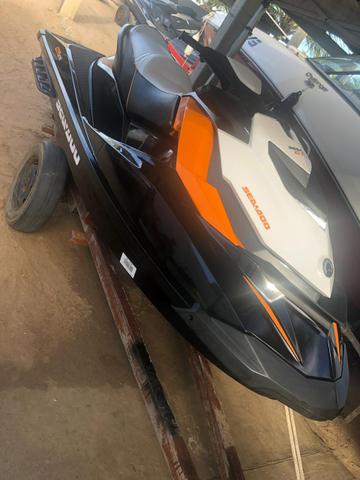 Jet ski