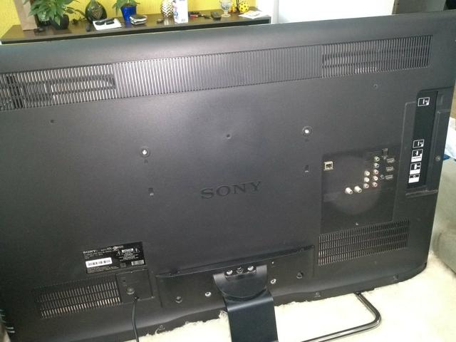 Vendo TV Sony 40 polegadas para retirar peças - Foto 2