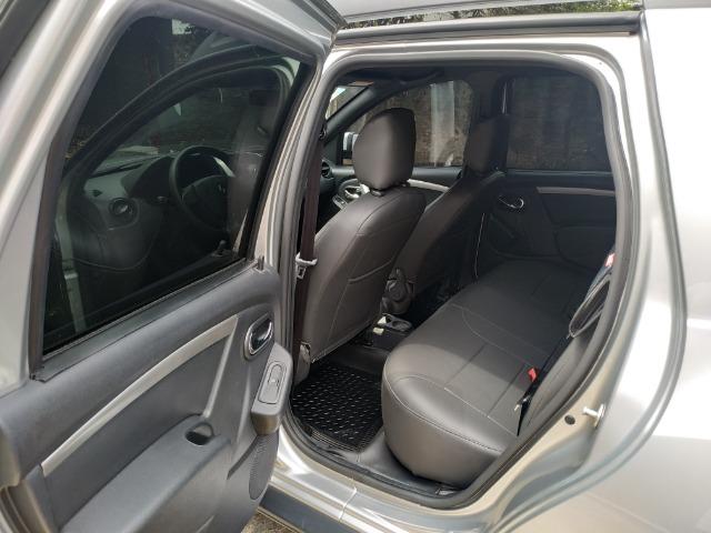 Vende-se Duster Oroch Semi Nova - Foto 7
