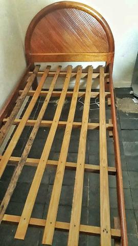 Cama solteiro