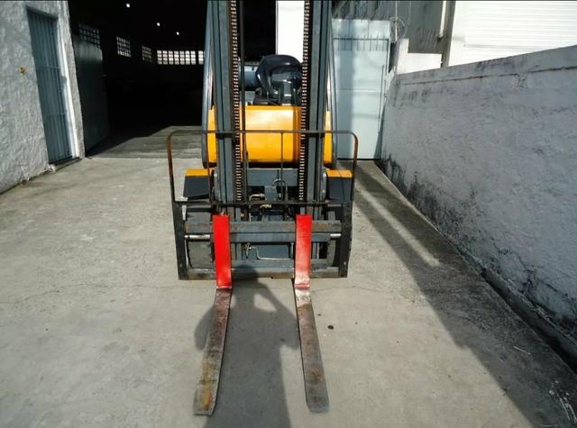 Empilhadeira Glp 2,5 t