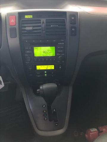 HYUNDAI TUCSON 2.0 MPFI GL 16V 2WD GASOLINA 4P AUTOMÁTICO - Foto 14