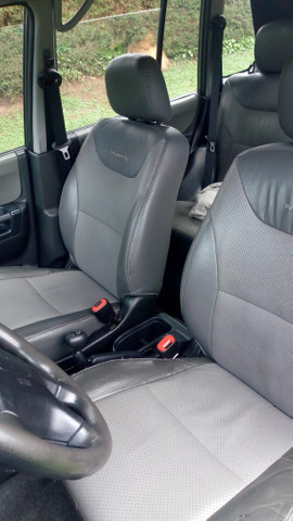 Mitsubishi Pajero tr4 - Foto 5