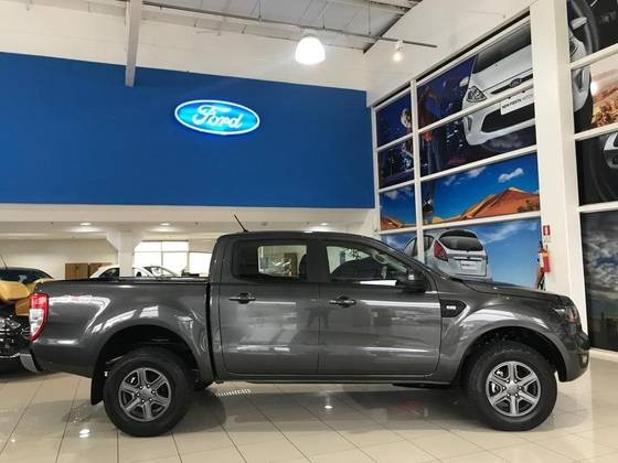 Ranger Diesel XLS 2.2 4x4 AT (2021) - Foto 3