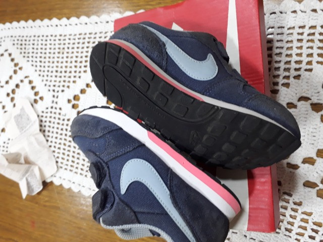 Tenis