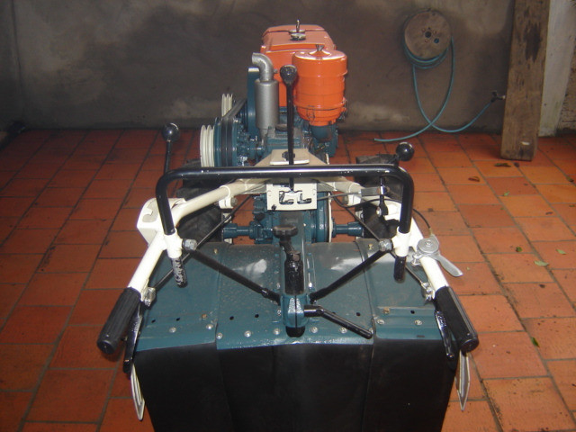 Micro trator tobatta 14CV - Foto 3