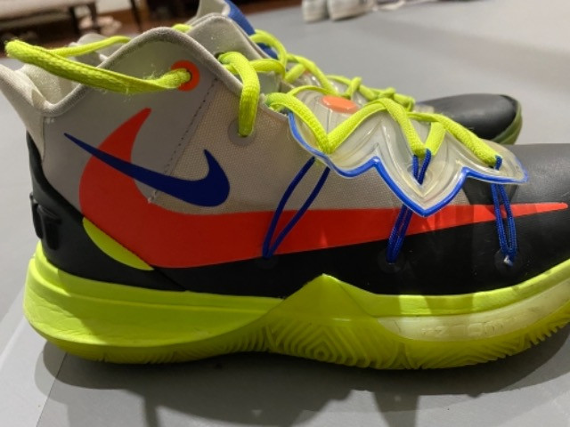 tenis de basquete kyrie irving
