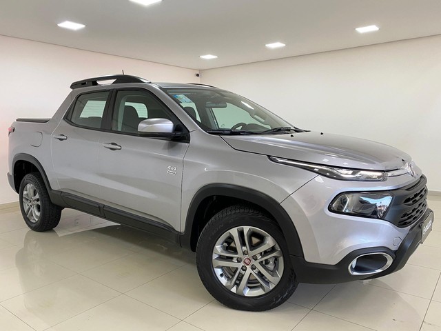 FIAT TORO FREEDOM AT9 DIESEL