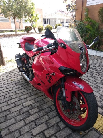 MOTO COMET GTR 650