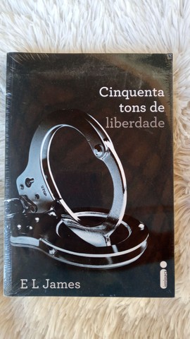 Trilogia 50 tons de cinza - Foto 3