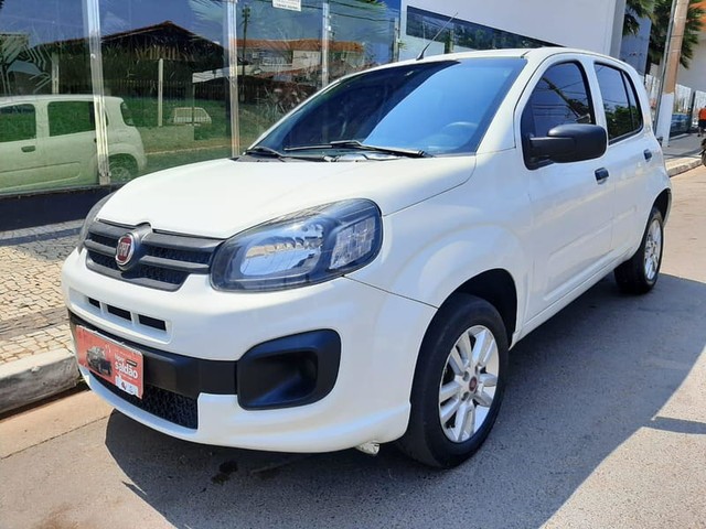 FIAT UNO ATTRACTIVE 1.0