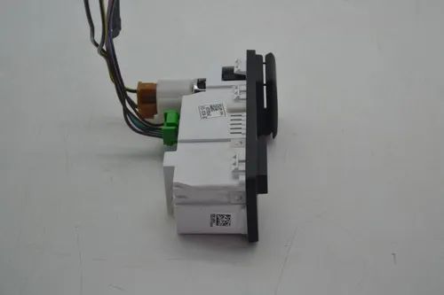 Entrada Usb Aux Tomada Land Rover Discovery Sport Original - Foto 3