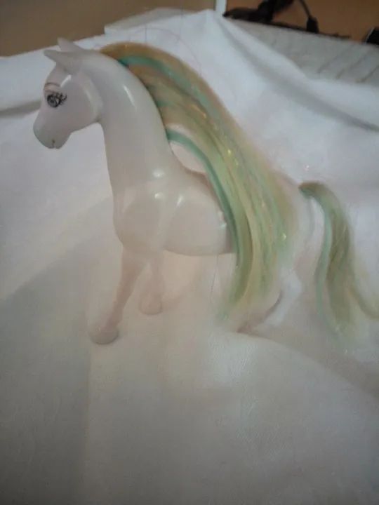 Cavalinho da Barbie crisna florescente