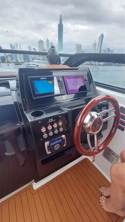 Barco NX 290 - 2 Motores de POPA de 200 HP - Foto 8