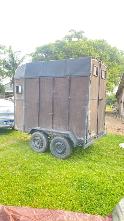 VENDO REBOQUE PARA 2 cavalos - Foto 5
