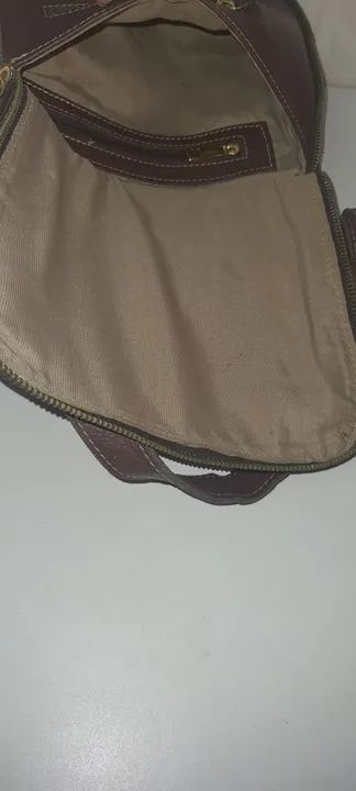 Bolsa tipo carteiro em couro  - Foto 4