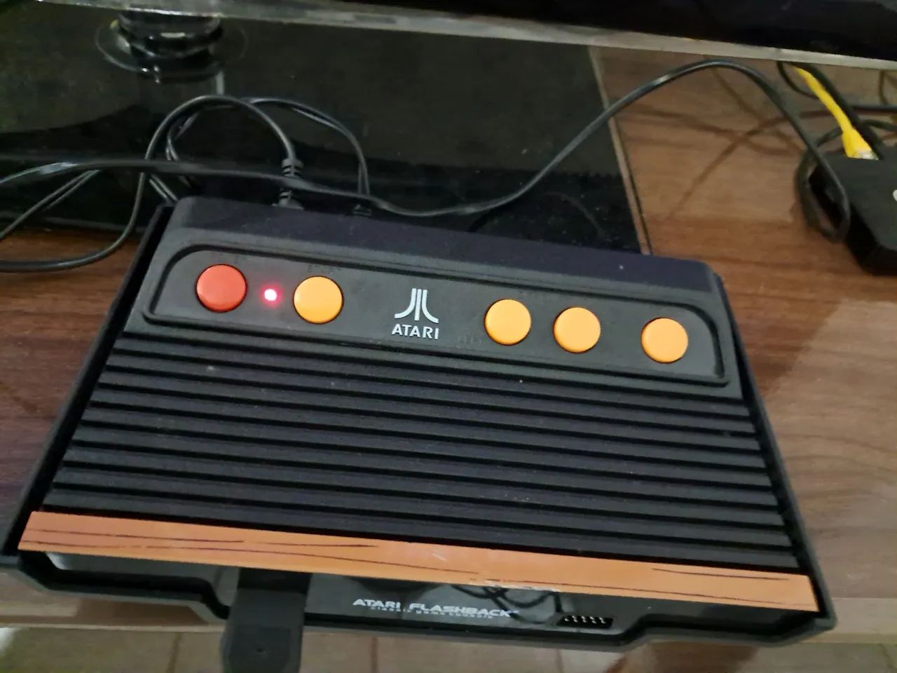 Atari Flashback 8 - contem 105 jogos na memoria 
