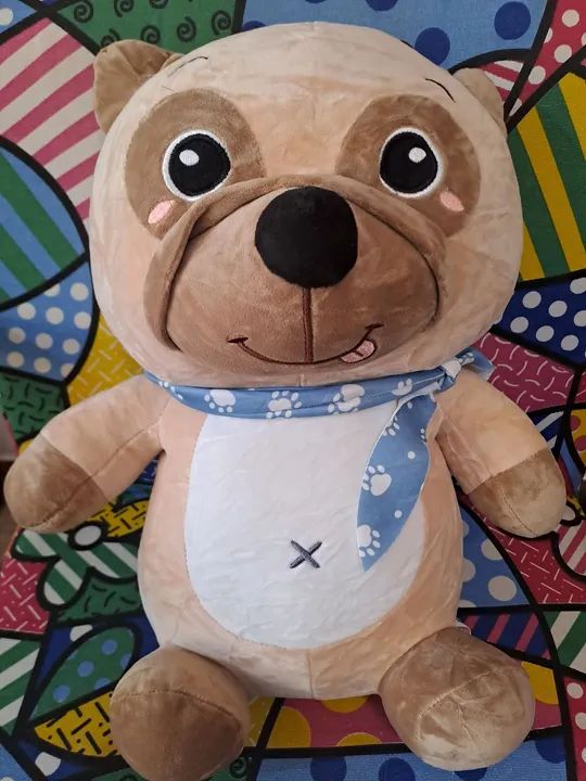 Vendo pelúcia cachorro Pug Médio<br>Tamanho: 40 x 30 cm