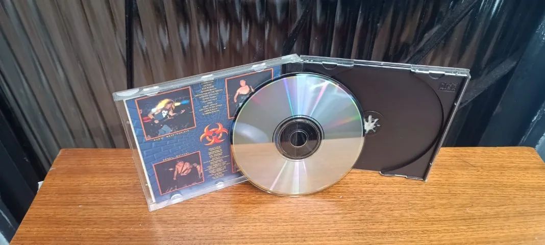 CD - Biohazard - Biohazard - Importado Canadá - Foto 4