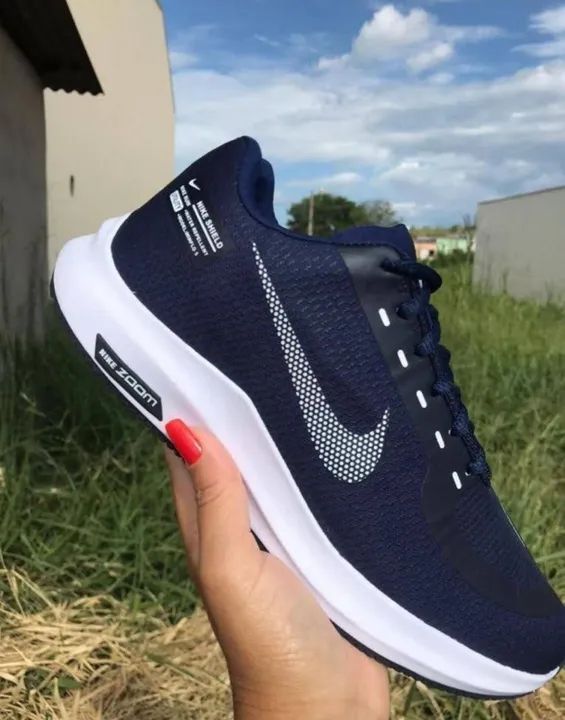Tênis Nike zoom 