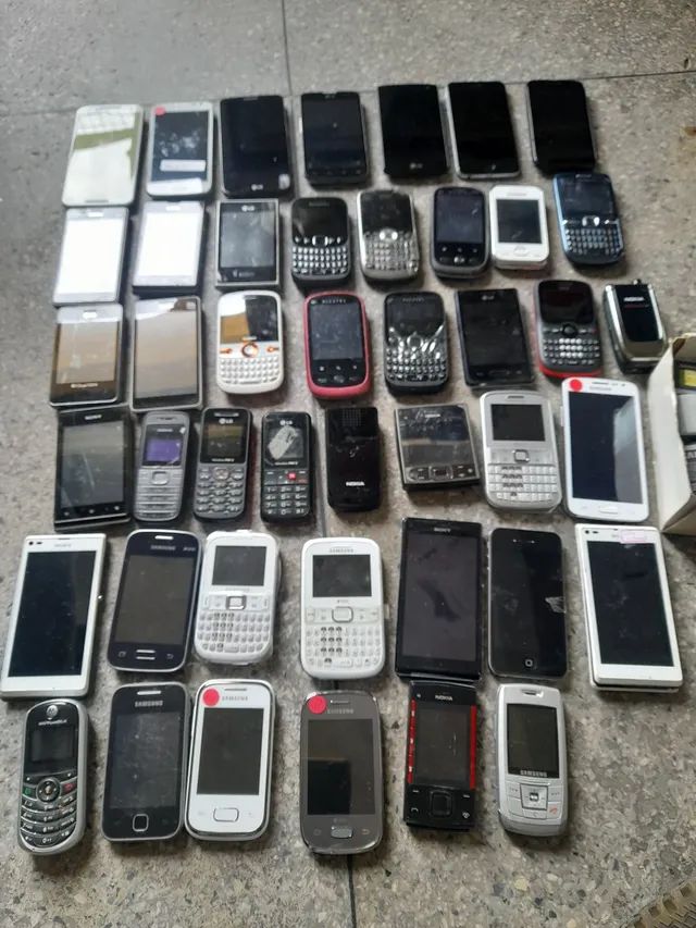 Lote de celulares e  baterias originais  - Foto 2