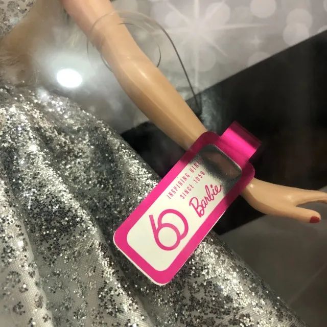 Boneca Barbie 60º aniversário desde 1959 - 60 anos modelo Raríssimo - Foto 4
