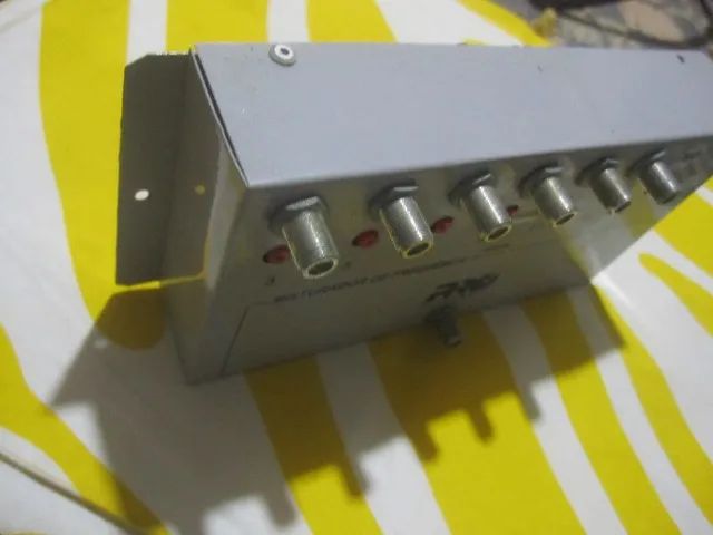 Misturador de Frequência Analógico PRO-Eletronic 8 Canais - Vintage TV / Vídeo K7 - Foto 2