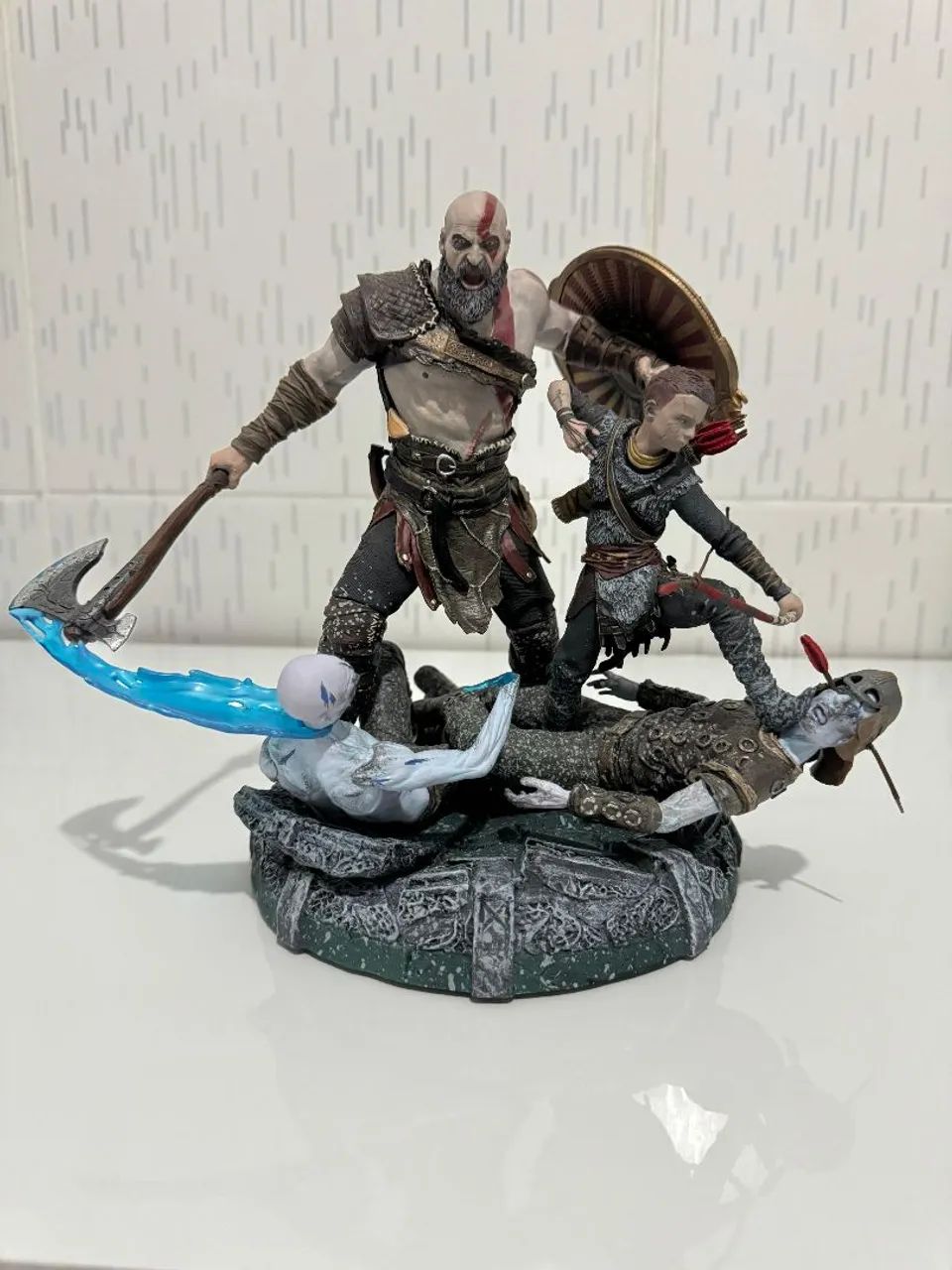 Figure Kratos God of War