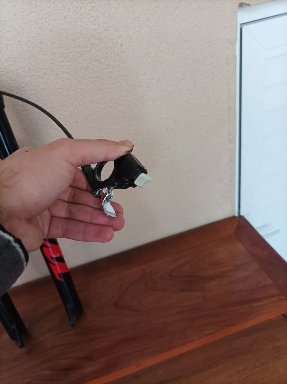 Suspensão Manitou aro 29 - Foto 4